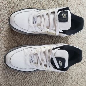 Nike Men's Airmax 9.5